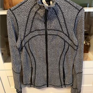 Lululemon Athletica define Black and White Utility Jacket size 8